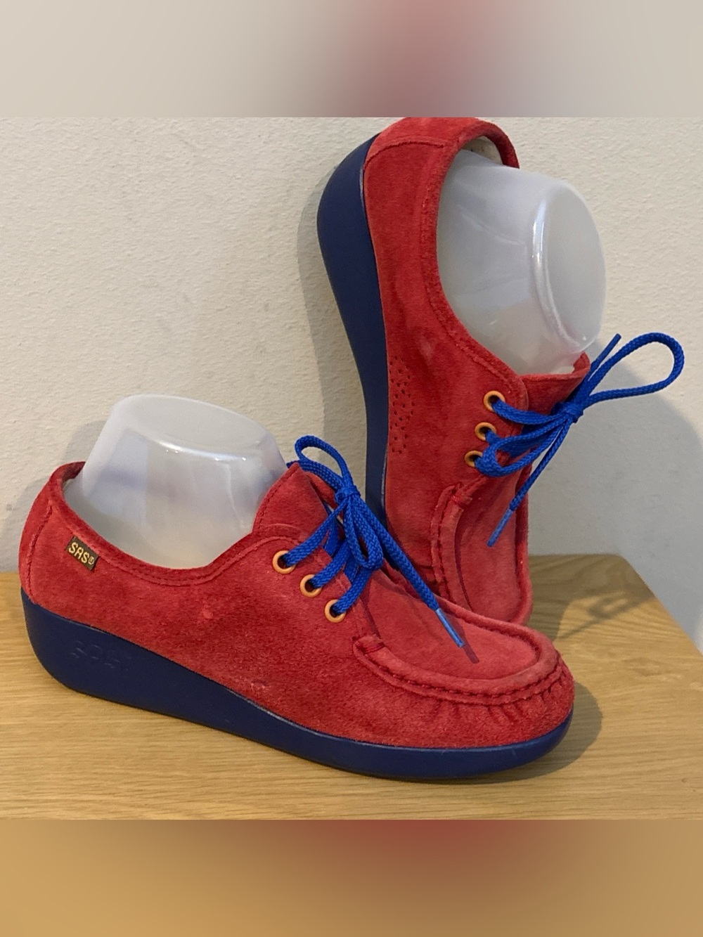 SAS Women's Siesta Bounce Comfort Shoes Red Suede Lace Up 7 1/2 M